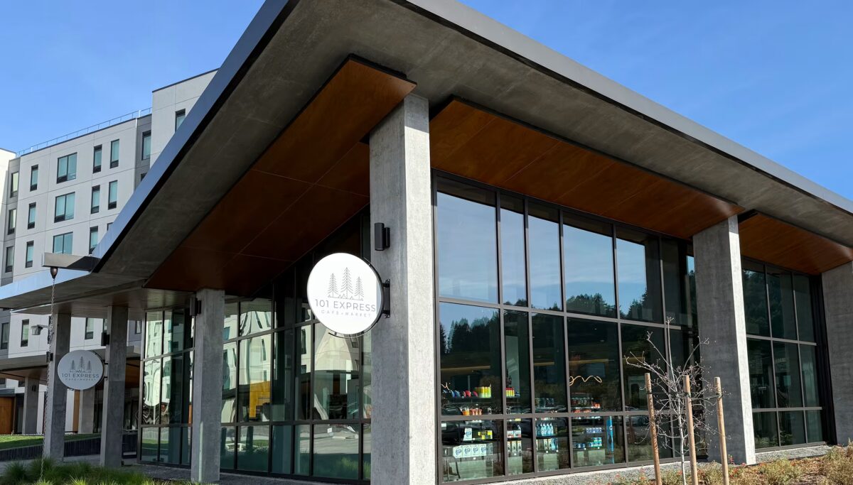 Exterior view of the Cal Poly Humboldt Hinarr Hu Moulik Apartments in Arcata, California.