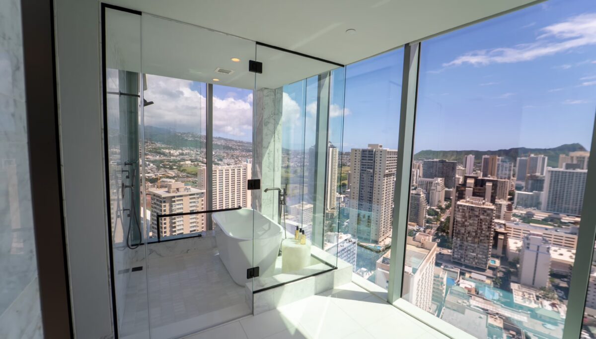 Interior view of The Ritz Carlton Penthouse in Honolulu.