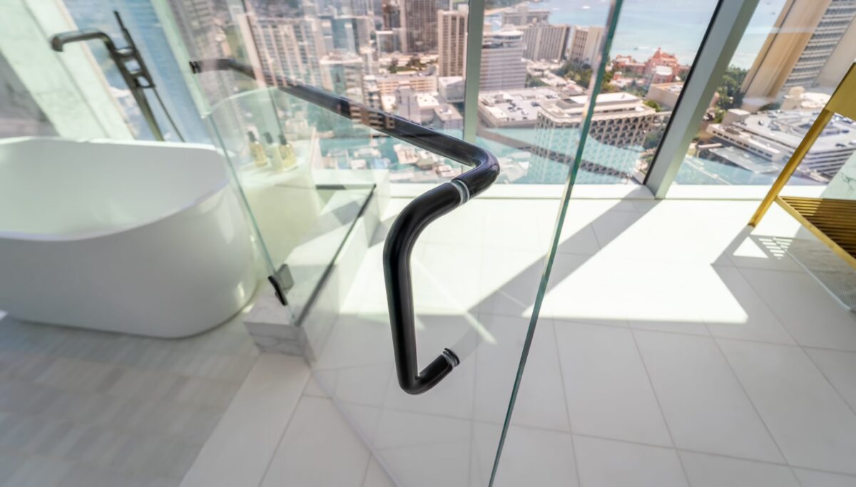 Interior view of The Ritz Carlton Penthouse in Honolulu.